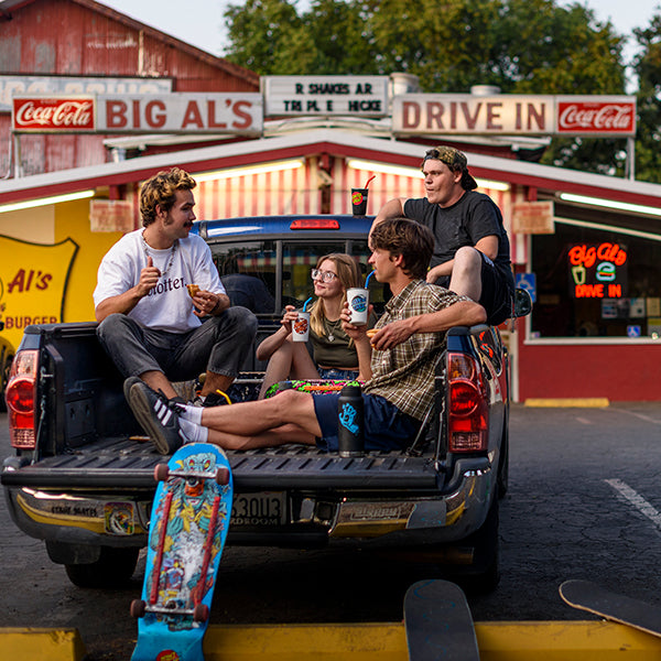 16oz-pint-cup-santa-cruz-q8 16oz_pints_santa_cruz_2_vacationdot_wavedot_skaters_truckbed_square.jpg