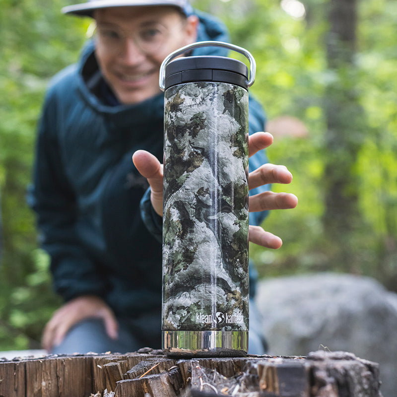 20oz-tkwide-with-twist-cap-mossy-oak-e3 20oz_bottle_twist_mossyoak_terragila_closeup_square.jpg