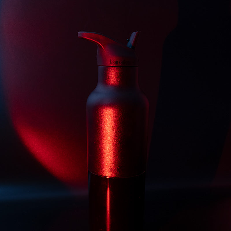 20oz-rise-classic-may-the-4th-k4 20oz_rise_classic_may_the_fourth_starwars_black_bottle_redglow_square.jpg