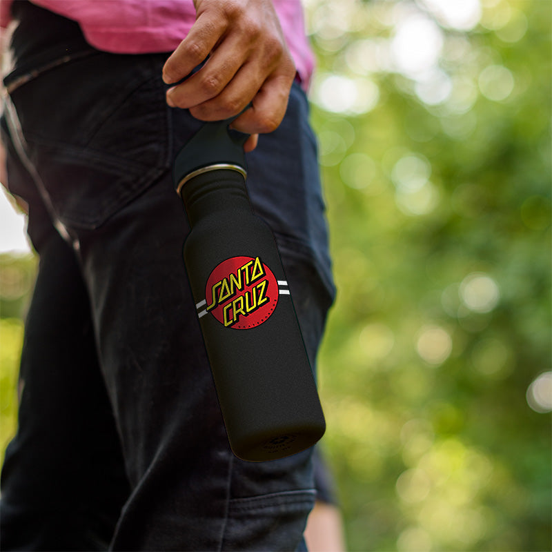 27oz-classic-with-flip-seal-sport-cap-santa-cruz-z2 27oz_classic_water_bottle_santacruz_dot_hand_square.jpg