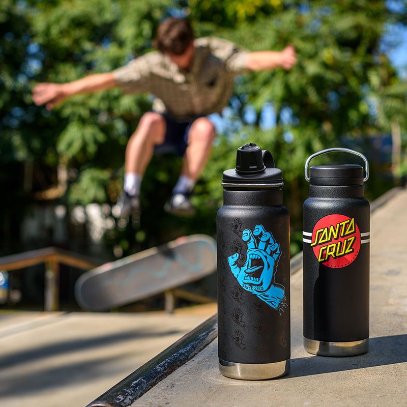 32oz-tkwide-with-chug-cap-santa-cruz-screaming-hand-r6 32oz_20oz_water_bottles_santacruz_skater_ramp_square.jpg