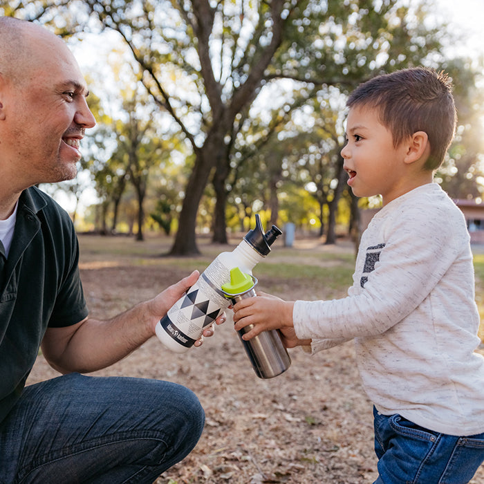 classic-kid-sippy-cap-y2 K12CNSIPPY-BS-sippy_cap_dad_lifestyle.jpg