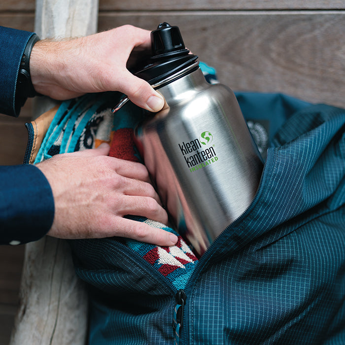 tkwide-chug-cap-l9 K64TKWSSL-BS-Chug-Cap-Out-of-Duffle_lifestyle.jpg
