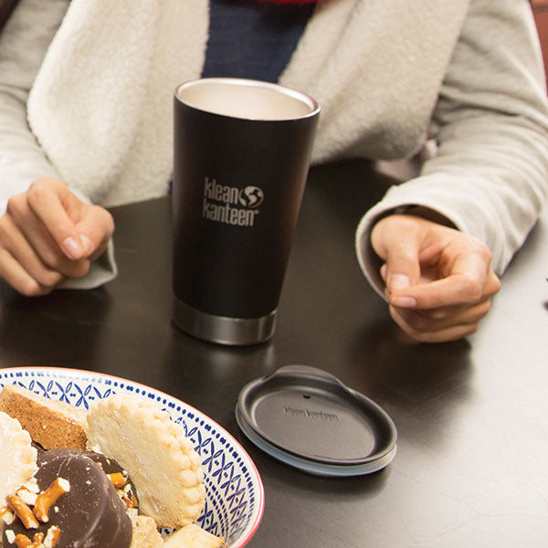 tumbler-lid-h0 K8VSSC-SB-tumblers-lid-lifestyle.jpg