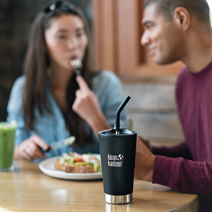 steel-straw-8mm-o2 coffee-tumbler-metal_straw_lifestyle.jpg