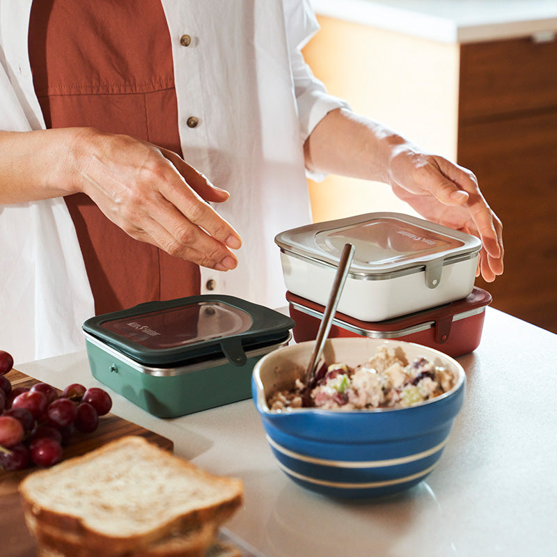 23oz-rise-food-box-lunch-a7 rise_food_lunch_box_kitchen_stack_bowl_square.jpg